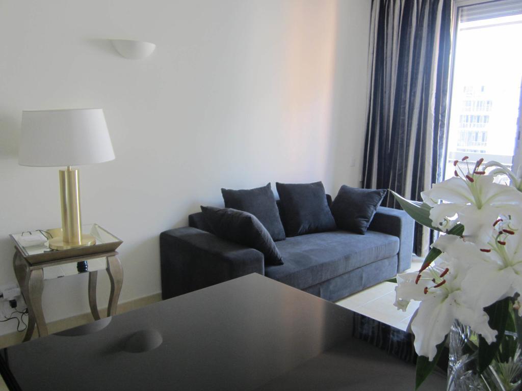 Splendom Suites Pau Claris Барселона Номер фото
