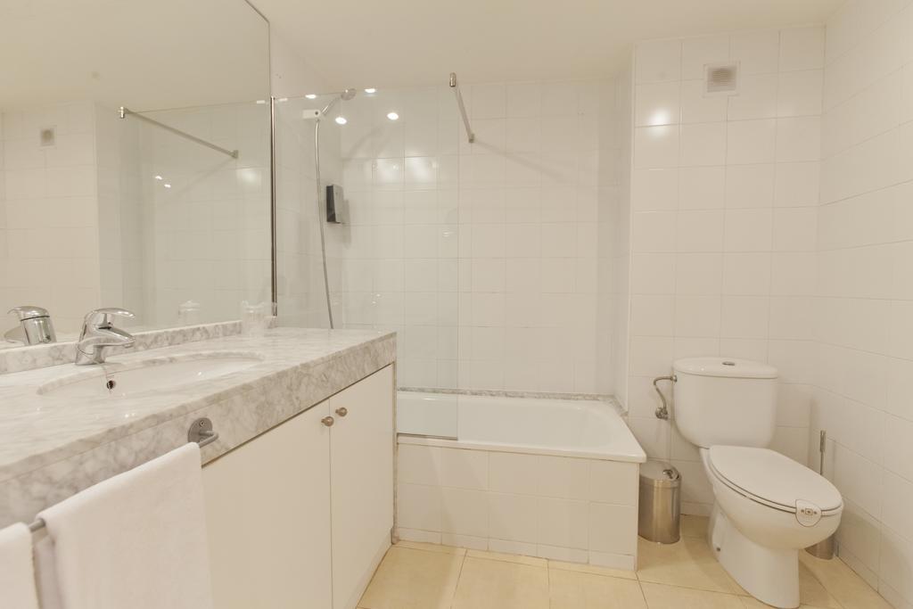 Splendom Suites Pau Claris Барселона Экстерьер фото