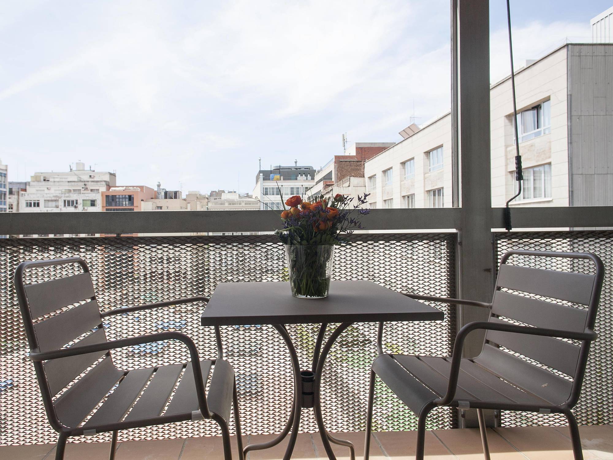 Splendom Suites Pau Claris Барселона Экстерьер фото